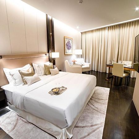 קואלה לומפור Ph Suites At Pavilion Bukit Bintang מראה חיצוני תמונה A bedroom at the hotel