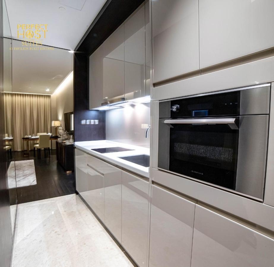 קואלה לומפור Ph Suites At Pavilion Bukit Bintang מראה חיצוני תמונה A modern kitchen